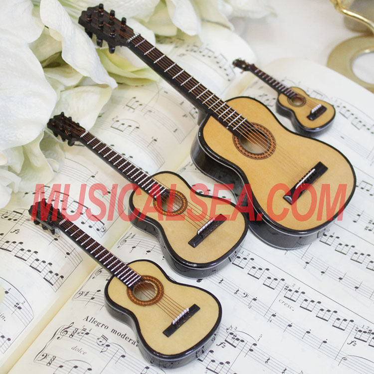 Mini guitar